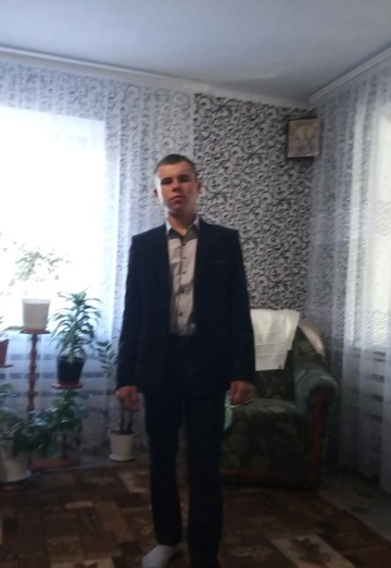 Моя фотография - Денис, 23 из Ананьев (@denis222856)