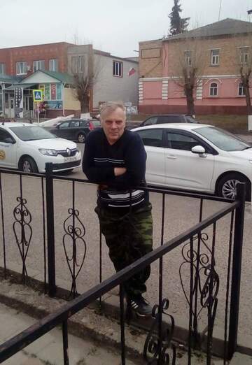 Моя фотография - Алексей Поляков, 53 из Медвенка (@alekseypolyakov29)