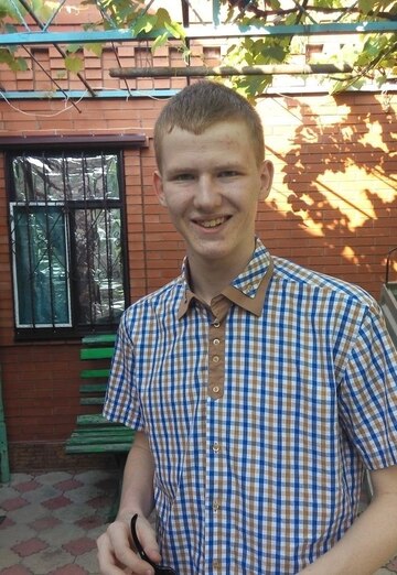 Моя фотография - Антон, 27 из Усинск (@id267227)