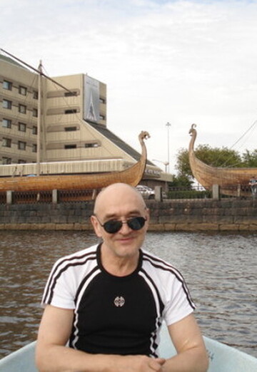 Моя фотография - Виктор, 68 из Санкт-Петербург (@viktor3217)