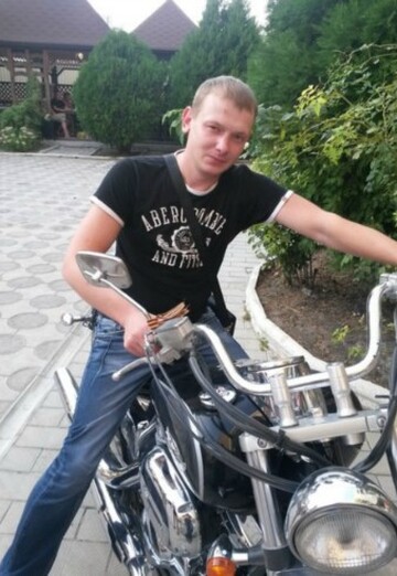 Моя фотография - Андрей, 38 из Бабаево (@andrey7289934)