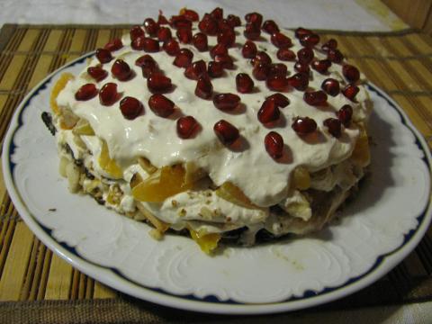 Торт с изюмом фото