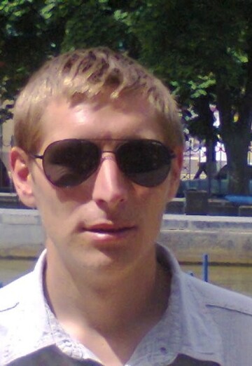 Моя фотография - Дмитрий, 35 из Санкт-Петербург (@samiy138)