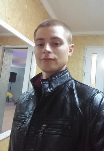 Моя фотография - Владислав, 24 из Рыбница (@vladislav39996)