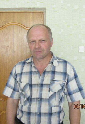 Моя фотография - Николай, 64 из Глубокое (@nikolay42211)