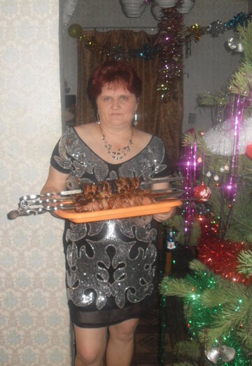 Моя фотография - Людмила, 57 из Боровичи (@ludmila5027)